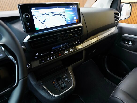 2026 Opel Zafira Life XL I Рестайлинг, чёрный - вид 15