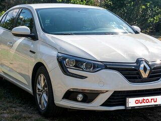 2018 Renault Megane IV, белый, 1450000 рублей, вид 3