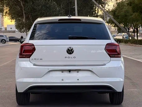 2023 Volkswagen Polo Plus (China Market), белый, 1500000 рублей, вид 5
