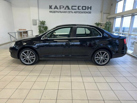 2008 Volkswagen Jetta V, чёрный, 745000 рублей - вид 4