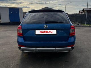 2015 Skoda Octavia Scout III (A7), синий, 1220000 рублей, вид 5