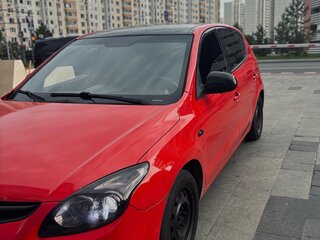 2010 Hyundai i30 I Рестайлинг, красный, 700000 рублей, вид 1