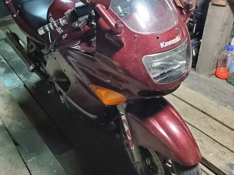 1997 Kawasaki ZZR 400, красный, 160000 рублей, вид 5
