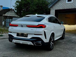 2021 BMW X6 40i III (G06), белый, 9390000 рублей, вид 2