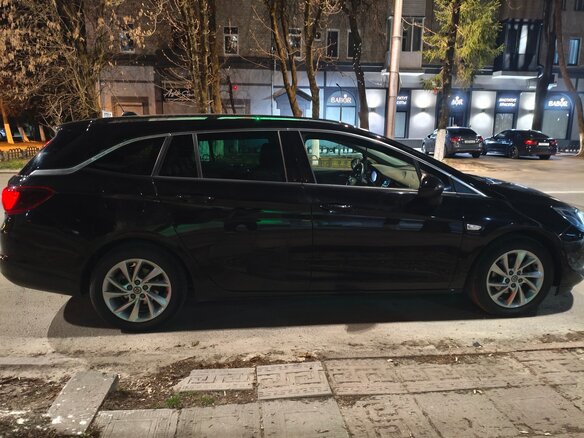 2020 Opel Astra K Рестайлинг, чёрный, 1450000 рублей - вид 5