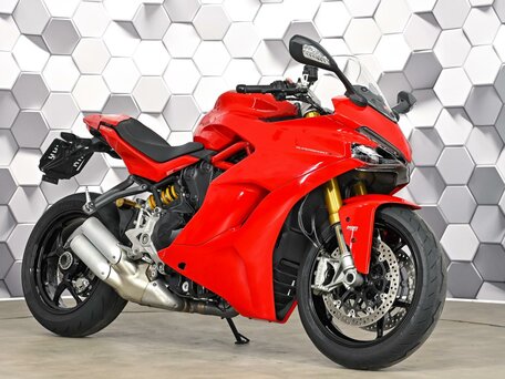 2018 Ducati Supersport, красный, 849000 рублей, вид 1