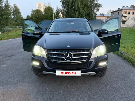 2010 Mercedes-Benz M-Класс 350 II (W164) Рестайлинг, чёрный, 1550000 рублей, вид 4