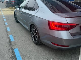 2020 Skoda Superb III Рестайлинг, серый, 2500000 рублей, вид 5