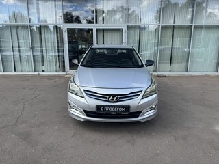 2015 Hyundai Solaris I Рестайлинг, серебристый, 720000 рублей, вид 2