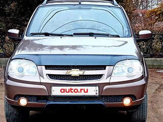 2013 Chevrolet Niva I Рестайлинг, коричневый, 555000 рублей, вид 3