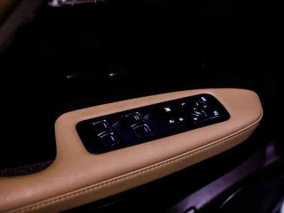2016 Lexus RX 200t IV, белый, 4100000 рублей - вид 18