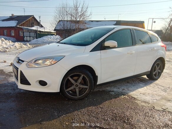 2014 Ford Focus III, белый, 850000 рублей