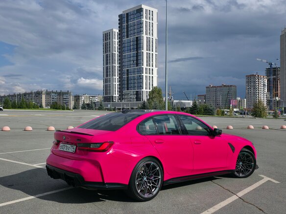 2022 BMW M3 Competition Package VI (G80), розовый, 7750000 рублей - вид 5