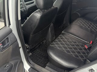 2010 Kia Sportage II Рестайлинг, серебристый, 1100000 рублей, вид 5