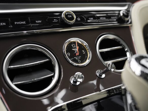 2025 Bentley Continental GT Speed IV, серый, 37500000 рублей - вид 31