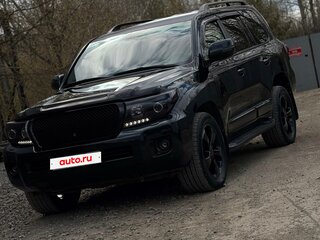 2013 Toyota Land Cruiser 200 Series Рестайлинг 1, чёрный, 4200000 рублей, вид 4