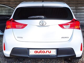 2013 Toyota Auris II, белый, 1450000 рублей, вид 4