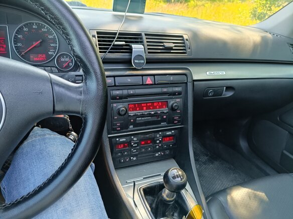 2002 Audi A4 II (B6), чёрный - вид 9