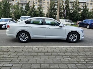 2019 Volkswagen Passat B8, белый, 2239000 рублей, вид 2