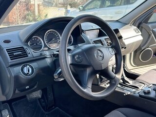2009 Mercedes-Benz C-Класс 180 5G-TRONIC III (W204), белый, 1050000 рублей, вид 3