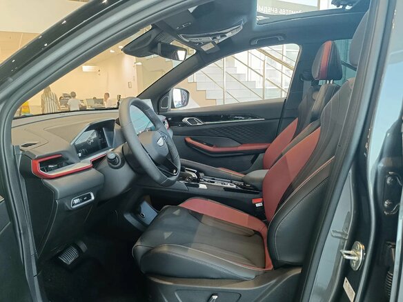 2026 Geely Coolray I Рестайлинг 2, серый, 2929990 рублей - вид 5