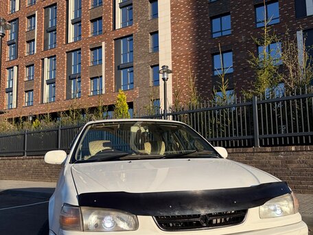 1996 Toyota Corolla VIII (E110), белый, 350000 рублей, вид 3