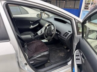2014 Toyota Prius III Рестайлинг (XW30), серый, 1150000 рублей, вид 4