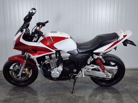 2008 Honda CB 1300, белый, 599000 рублей, вид 5