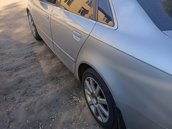 2005 Audi A4 III (B7), серебристый, 500000 рублей