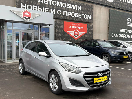 Hyundai i30 II