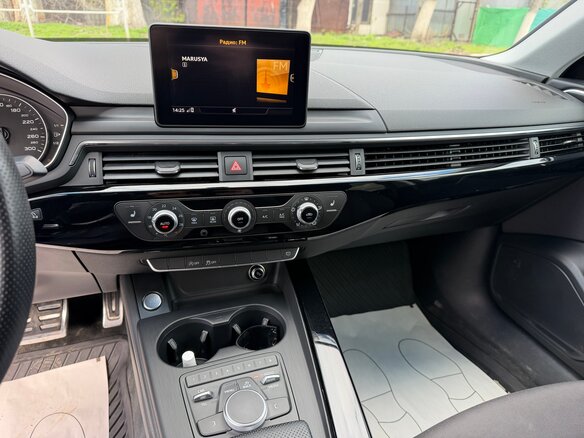 2016 Audi A4 V (B9), чёрный, 1900000 рублей - вид 17