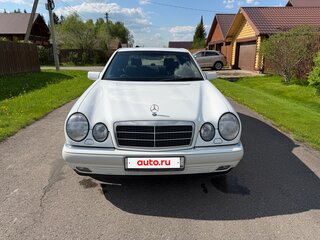 1997 Mercedes-Benz E-Класс 200 II (W210, S210), белый, 2330000 рублей, вид 2