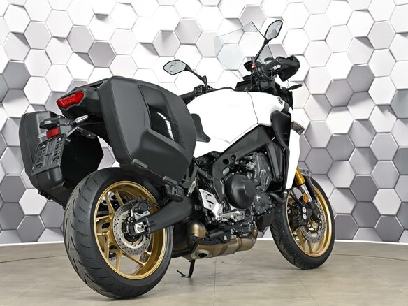 2024 Yamaha Tracer 9, белый - вид 6