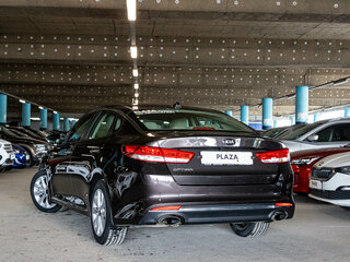 2018 Kia Optima IV, коричневый, 2049000 рублей, вид 4