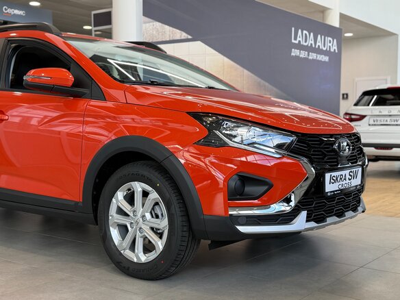 2026 Lada (ВАЗ) Iskra SW Cross, красный, 1847000 рублей - вид 5