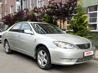 2004 Toyota Camry V (XV30) Рестайлинг, серебристый, 630000 рублей, вид 2