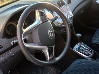 2012 Hyundai Solaris I, белый, 990000 рублей, вид 4