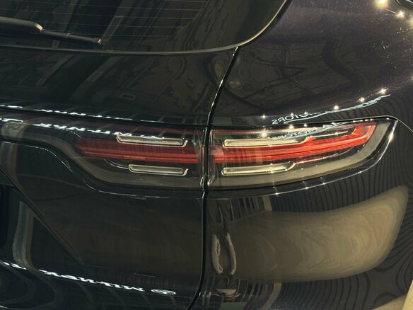 2021 Porsche Cayenne III, чёрный, 9200000 рублей - вид 9