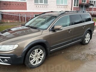 2014 Volvo XC70 II Рестайлинг, коричневый, 1500000 рублей, вид 4