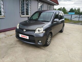 2011 Toyota Sienta I Рестайлинг 2, серый, 780000 рублей, вид 1
