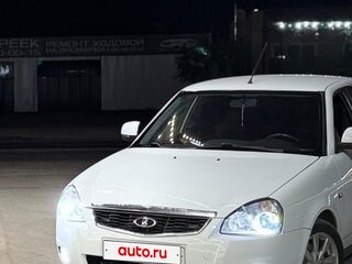2015 Lada (ВАЗ) Priora I Рестайлинг, белый, 670000 рублей, вид 2