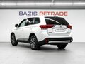 2015 Mitsubishi Outlander III Рестайлинг, белый - вид 6
