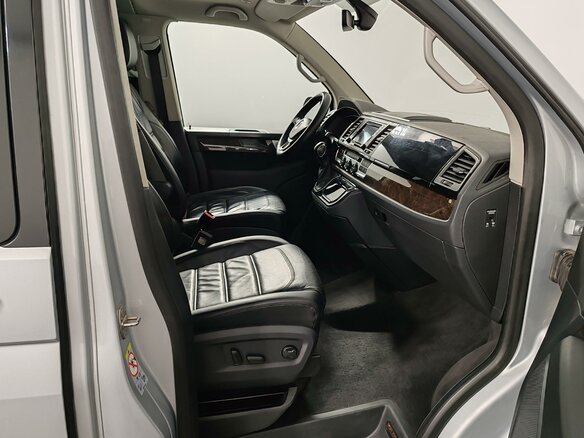 2018 Volkswagen Multivan T6, серебристый - вид 19