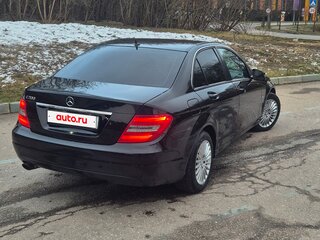2011 Mercedes-Benz C-Класс 200 III (W204) Рестайлинг, чёрный, 1200000 рублей, вид 1