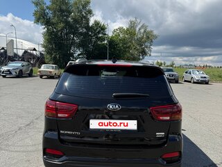 2017 Kia Sorento III Prime Рестайлинг, чёрный, 2480000 рублей, вид 4