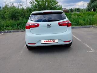 2012 Kia Rio 5-speed III, белый, 510000 рублей, вид 4