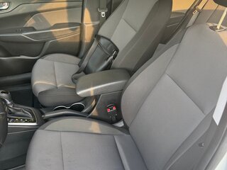 2017 Hyundai Solaris II, белый, 1350000 рублей, вид 5