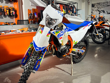 2026 KTM 500 EXC F, оранжевый, 1460000 рублей, вид 3