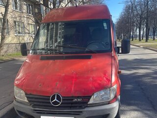 2002 Mercedes-Benz Sprinter Classic, красный, 499999 рублей, вид 1