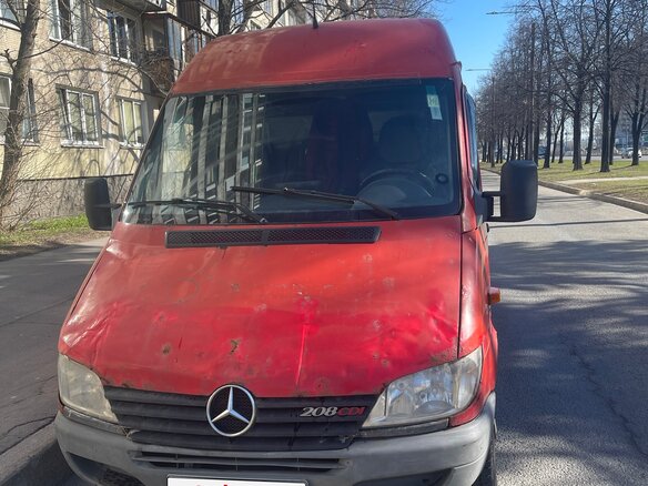 2002 Mercedes-Benz Sprinter Classic, красный, 499999 рублей